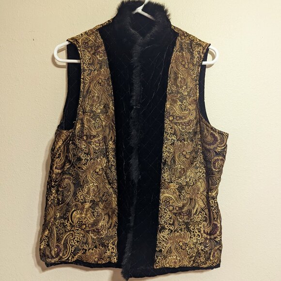 Chico's Quilted Velvet Vest  Reversable  Size Medium - Picture 3 of 7